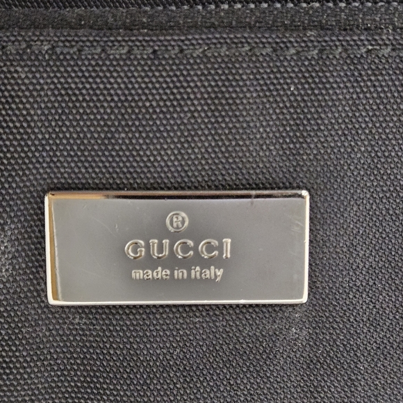 Gucci Crossbody Messenger Bag In Black Nylon And Leather With Silver Accents - Picture 4 of 15